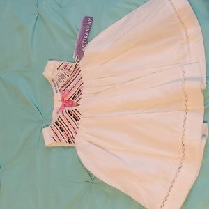 Embroidered, cute blouse